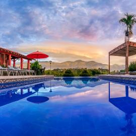 Hotel Campestre Solar De La Luna，位于亚美尼亚的酒店