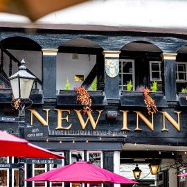 The New Inn by Roomsbooked，位于格洛斯特的酒店