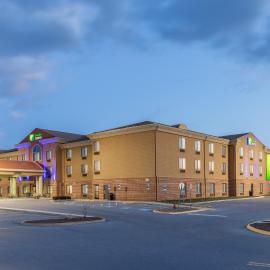 Holiday Inn Express Charles Town by IHG，位于Shenandoah Junction的酒店