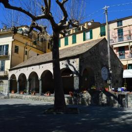 affittacamere la loggia，位于莱万托的酒店