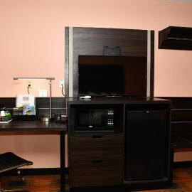 Regency Inn & Suites Faribault，位于法里巴尔的酒店