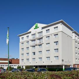 Holiday Inn Basildon by IHG，位于巴塞尔顿的酒店