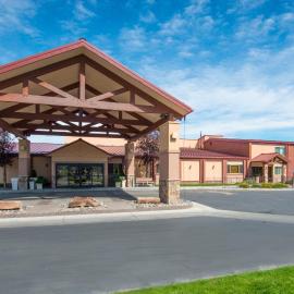 Holiday Inn Riverton-Convention Center by IHG,位于里弗顿的酒店