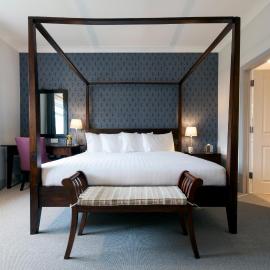 Asperion Hillside Hotel，位于吉尔福德的酒店