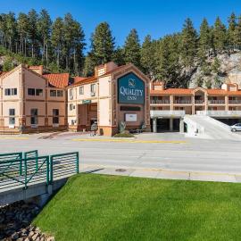 Quality Inn Keystone near Mount Rushmore，位于奇斯顿的酒店