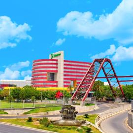 Holiday Inn Monterrey-Parque Fundidora by IHG，位于蒙特雷的酒店
