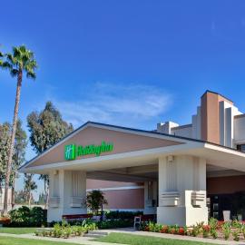 Holiday Inn Hotel & Suites Anaheim by IHG，位于安纳海姆的酒店