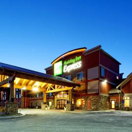 Holiday Inn Express Hotel & Suites Kalispell by IHG，位于卡利斯佩尔的酒店