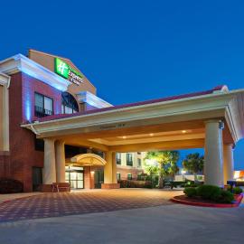 Holiday Inn Express & Suites Wharton by IHG,位于霍顿的酒店
