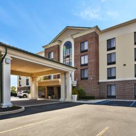 Holiday Inn Express Hotel & Suites Fort Wayne by IHG，位于韦恩堡的酒店