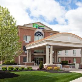 Holiday Inn Express Hotel & Suites Marion by IHG，位于马里恩的酒店