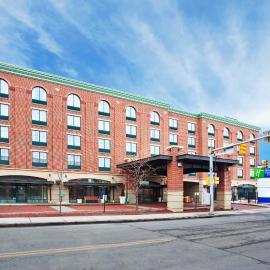 Holiday Inn Express Hotel & Suites Pittsburgh-South Side by IHG，位于匹兹堡的酒店