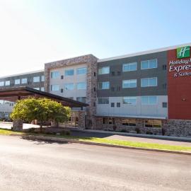 Holiday Inn Express & Suites Johnstown by IHG，位于约翰斯敦的酒店