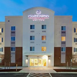 Candlewood Suites Denver North - Thornton by IHG，位于桑顿的酒店