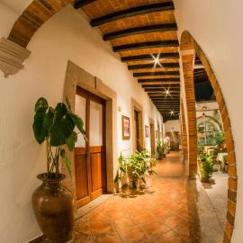 Hotel Mesón de los Remedios，位于莫雷利亚的酒店