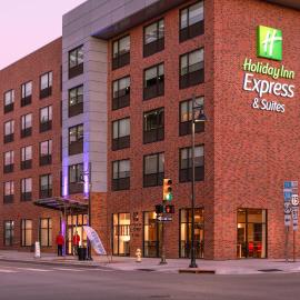 Holiday Inn Express & Suites - Tulsa Downtown - Arts District by IHG，位于塔尔萨的酒店