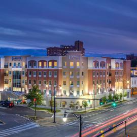 Staybridge Suites Montgomery - Downtown by IHG,位于蒙哥马利的酒店
