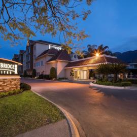 Staybridge Suites Monterrey San Pedro by IHG，位于蒙特雷的酒店