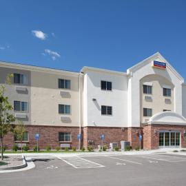 Candlewood Suites Craig-Northwest by IHG，位于克雷格的酒店