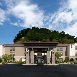 Holiday Inn Express Middlesboro by IHG，位于Middlesboro的酒店