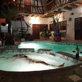 The Weekend Hostal，位于蒙塔尼塔的酒店