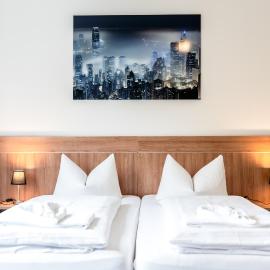 Hotel Fresh INN，位于安达赫治的酒店
