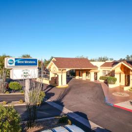 Best Western Green Valley Inn，位于绿谷的酒店