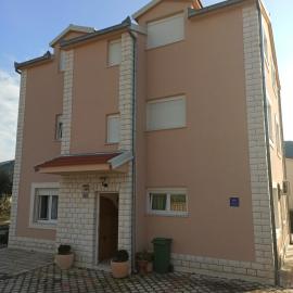 Apartments Ana，位于格雷巴蒂卡的酒店