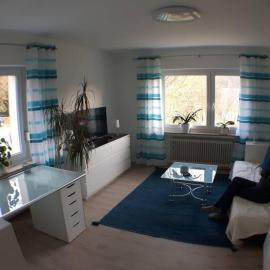 Neues modern möbliertes Komfortappartement，位于希尔兴巴赫的酒店