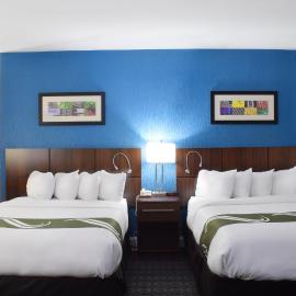 Quality Inn & Suites Middletown - Newport，位于米德尔敦的酒店