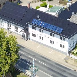Hotel am Rosenplatz,24 Stunden Check in, Küche, kostenfreie Parkplätze，位于布里克托夫的酒店