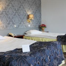 NB Hotel with Free Parking，位于里加的酒店