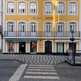 Hotel Ilha，位于英雄港的酒店