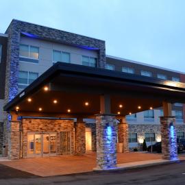 Holiday Inn Express & Suites - Pittsburgh - Monroeville by IHG，位于蒙罗维尔的酒店