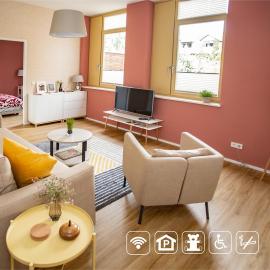 Eckhof Domizil - Großzügige Ferienwohnung mit kleinem Garten in der Altstadt von Gotha，位于哥达的酒店