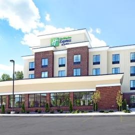 Holiday Inn Express & Suites Geneva Finger Lakes by IHG,位于日内瓦的酒店