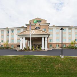 Holiday Inn Express and Suites Dickson City by IHG，位于Dickson City的酒店