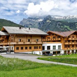 Aspen Alpine Lifestyle Hotel，位于格林德尔瓦尔德的酒店