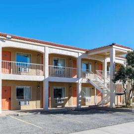 Super 8 by Wyndham Abilene North