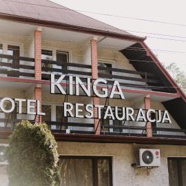 Hotel Kinga，位于Zarki Letnisko的酒店