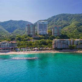 Garza Blanca Preserve Resort & Spa Puerto Vallarta，位于巴亚尔塔港的酒店