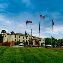 Super 8 by Wyndham High Point/Greensboro，位于海波因特的酒店