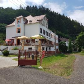 Penzion Na Prachárně，位于Kladruby的酒店