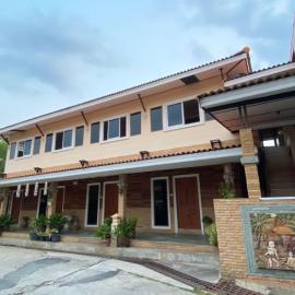 โรงแรมภูน้ำฟ้า - Phunumfha Hotel ชุมแพ，位于春丕的酒店