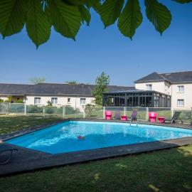 The Originals City, Hôtel La Saulaie, Saumur Ouest,位于杜埃拉丰坦的酒店