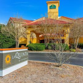 La Quinta by Wyndham Raleigh Durham Intl AP，位于莫里斯维尔的酒店