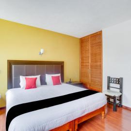 Hotel Patzcuaro，位于帕茨库卡罗的酒店