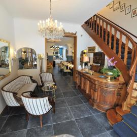 Hotel Rheinischer Hof，位于埃尔克伦茨的酒店