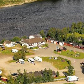 Alta River Camping，位于阿尔塔的酒店