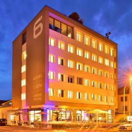 Hotel SiX,位于克罗伊茨林根的酒店